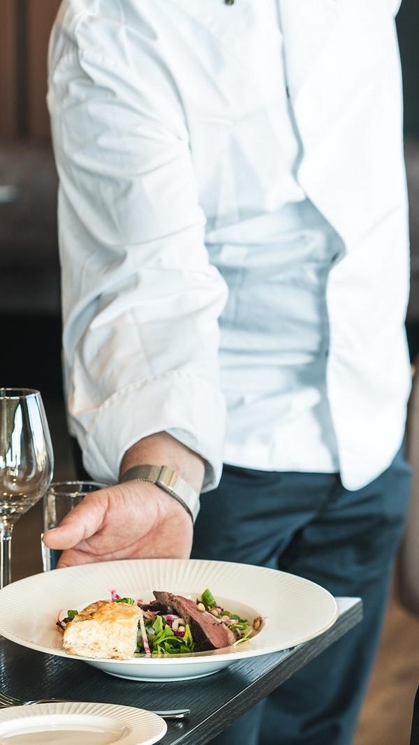 Servitør/Bartender ekstrahjelp